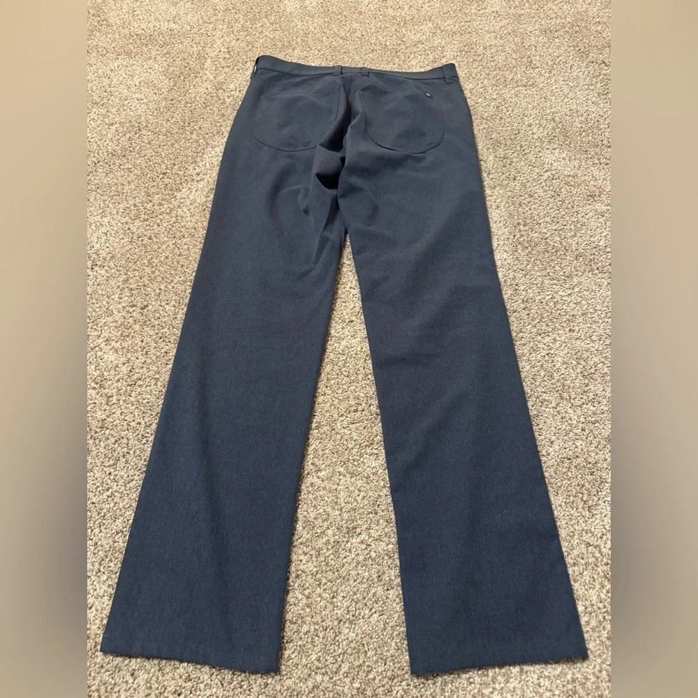 Travis Mathew description flat